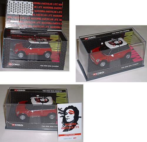マドンナ　 American Life 　Corgi製　Mini Cooper Madonna American Life - Red Mini Cooper - VIP Edition UK
